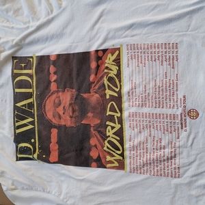 D. Wade World Tour Basketball White T-Shirt Size: L